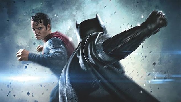 12. Batman ve Superman: Adaletin Şafağı