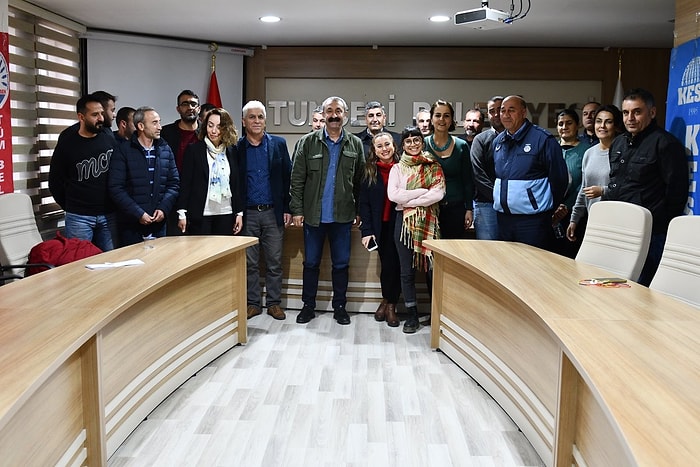 Tunceli Belediyesi'nden Örnek Karar: 8 Mart'ta İzin, Yılbaşı ve 1 Mayıs'ta İkramiye