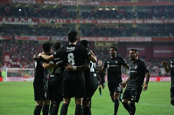 Beşiktaş, son maçlarda kazanmakta çok zorlanıyor.