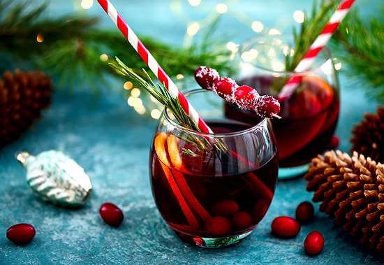 Как приготовить гранатовую сангрию с апельсинами на Новый год?