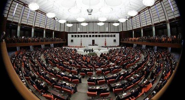 AKP'den milletvekillerine '2 Ocak'ta hazır olun' mesajı