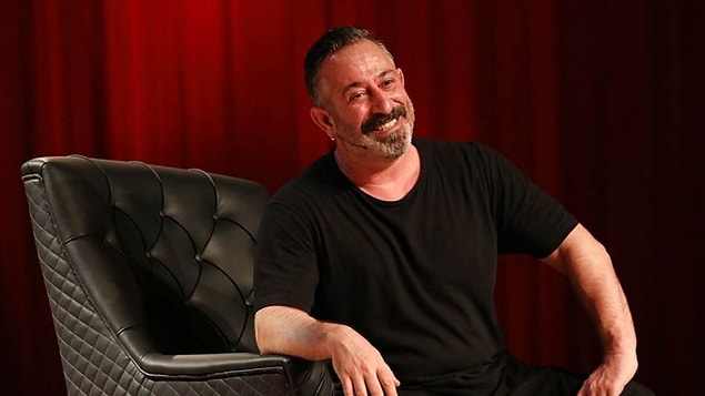 Dün akşam Zorlu PSM’de stand-up yapan Cem Yılmaz ise bu konuyu diline doladı.