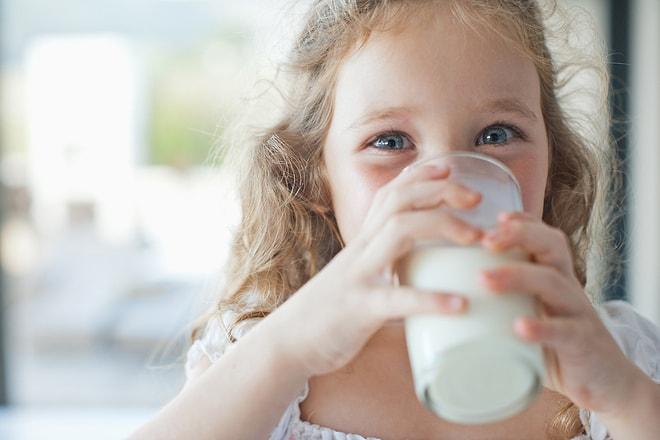 Süt Sağlık Demek Bunu Biliyorsunuz. Peki İçtiğiniz Sütün Sağlıklı Olup Olmadığını Biliyor musunuz?