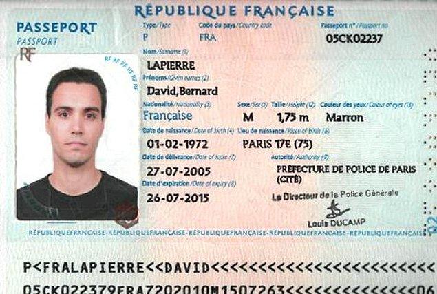 2. Birçok Fransız'ın pasaportunda 3 isim vardır. Ayrıca, boyları ve göz renkleri hakkında da bilgiler yer alır.