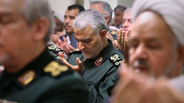 Süleymani ülkesi İran'da en çok sevilen askeri isimler arasında yer alıyordu. Hatta adı muhafazakar kanatta 2021 yılında yapılacak Cumhurbaşkanlığı seçimleri için de geçti.