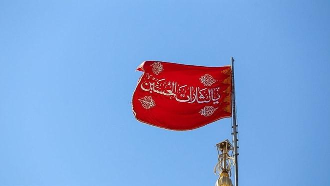 İran, Cemkeran Camisi Kubbesine Kırmızı Savaş Bayrağı Çekti: 'Zor Bir İntikam Alacağız'