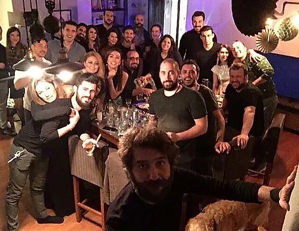 8. Сарп Аккая