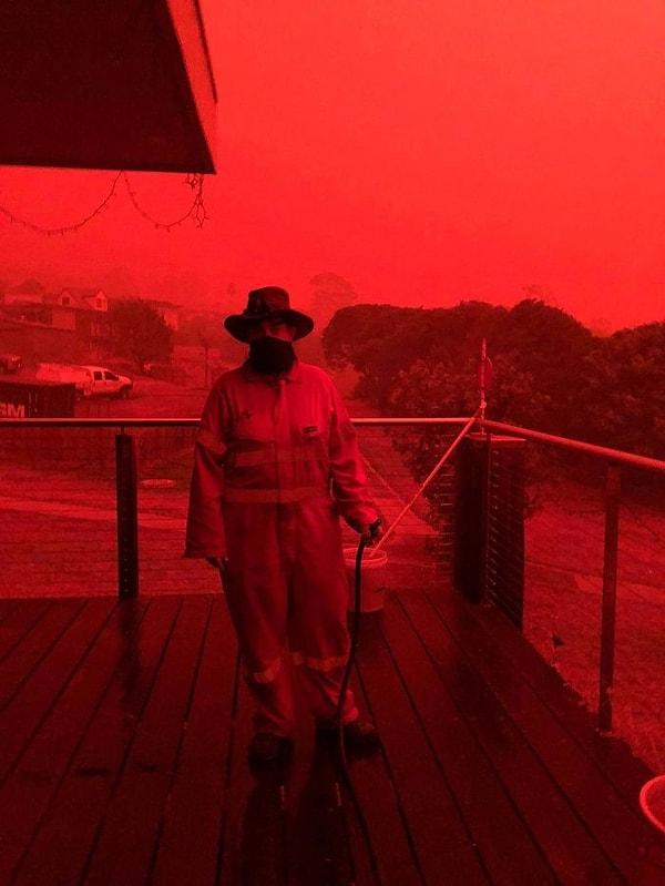 15. Avustralya'daki yangından filtresiz bir fotoğraf 👇