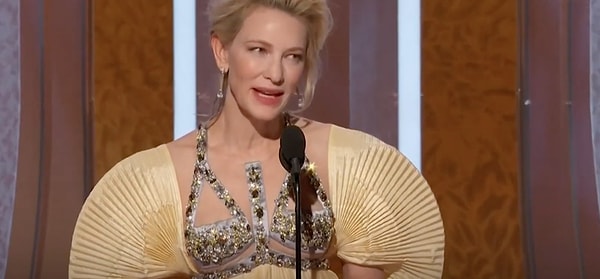 19. Cate Blanchett de bağış yapan isimler arasındaydı. Golden Globes ödül töreninde Avustalya'daki yangın felaketine dikkat çeken bir konuşma yaptı ve yardım çağrısına katkıda bulundu. Oyuncunun bu çağrısına ödül törenindeki birçok ünlüden de destek geldi.