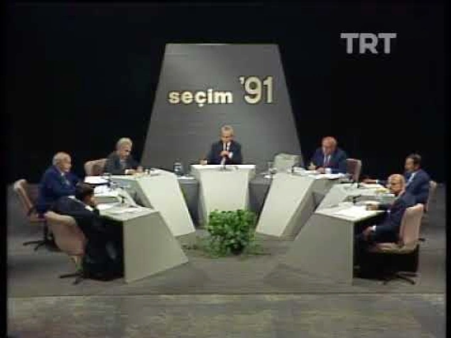 Başbakanların, siyasi parti liderlerinin açık oturumlarda çatır çatır ama yerinde bir üslupla tartıştığına şahit olduysanız,