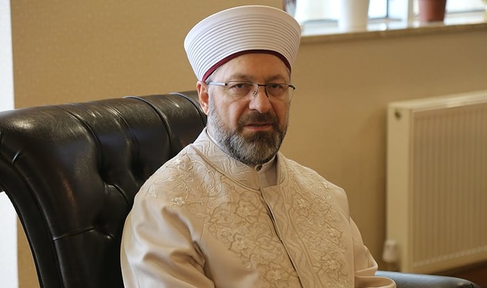 Diyanet İşleri Başkanı Erbaş'tan Çocuk Tavsiyesi: 'İkinin Altına Düşülmesin'