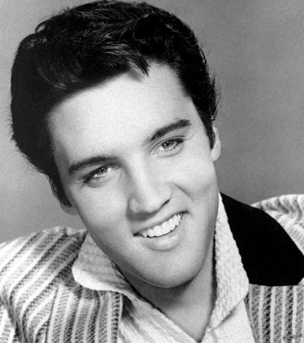 5. Elvis Presley, bakirelerden hoşlanıyordu.