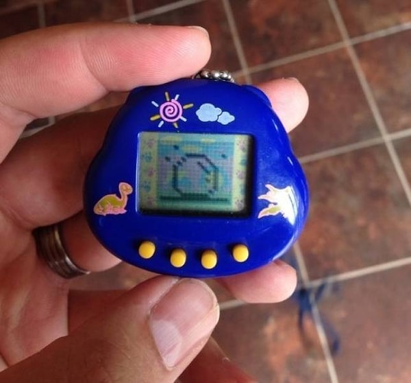 9. Ох уж этот капризный тамагочи!