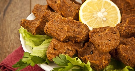 Etsiz Çiğ Köfte Tarifi: Dışarıdan Aldığınız Çiğ Köfteleri Unutun! Etsiz Çiğ Köfte Nasıl Yapılır?