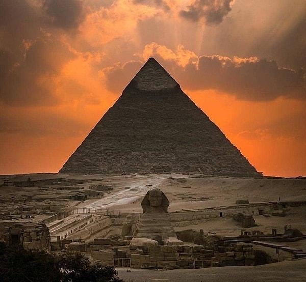 13. Mısır piramitleri