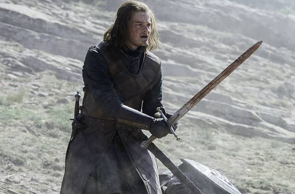 Game of Thrones'da Ned'in gençliğini canlandıran İngiliz oyuncu Robert Aramayo,