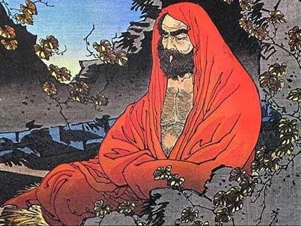 6. Bir Japon efsanesine göre Zen'in kurucusu Bodhidharma, aynı zamanda çayı yaratmıştır. Bu efsaneye göre meditasyon sırasında uyuyakaldığı için kendine kızmış ve göz kapaklarını kesip atmıştır. Yere düşen göz kapakları ise mucizevi bir şekilde çay bitkilerine dönüşmüştür.