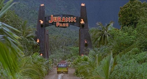 19. Jurassic Park (1993), 1 milyar 30 milyon dolar