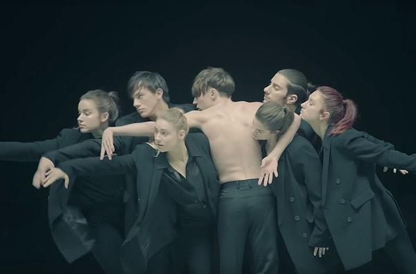 BTS (방탄소년단) - Black Swan Şarkı Sözleri