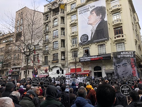 13 Yılıdır Adalet Aranıyor: Hrant Dink Vurulduğu Yerde Anılıyor