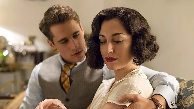 10. Las Chicas del Cable (2017– )