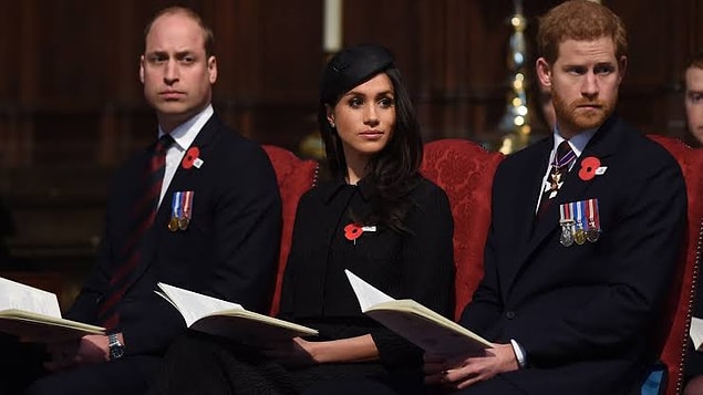 Sussex Dükü Prens Harry ve Düşes Meghan Markle'ın ünvanlarının ise alınacağı söylendi fakat Harry bu konuda bir açıklama yapmadı.