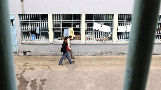 Bakan Gül: Cezaevlerinde kapalı görüşler başlıyor