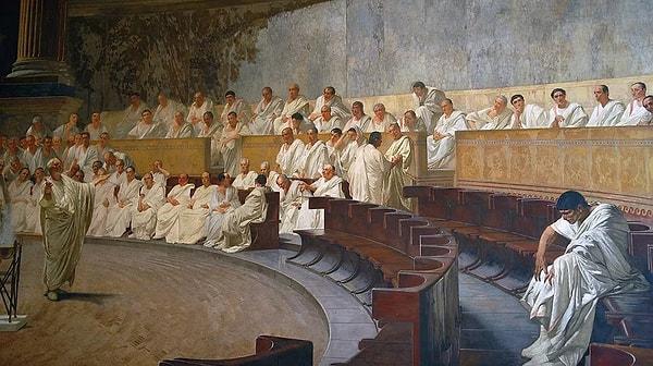 Cicero hukuk bilgisi ve pratik zekasını birleştirdiğinde, mahkemenin seyri değişmeye başladı.