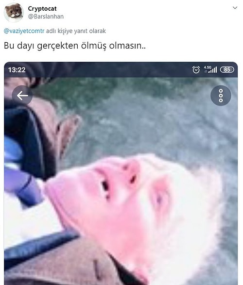 Donmuş Gölde Verdiği Absürt Pozlarla Olay Olan Bayburtlu Dayıya Sosyal Medyadan Gelen Tepkiler