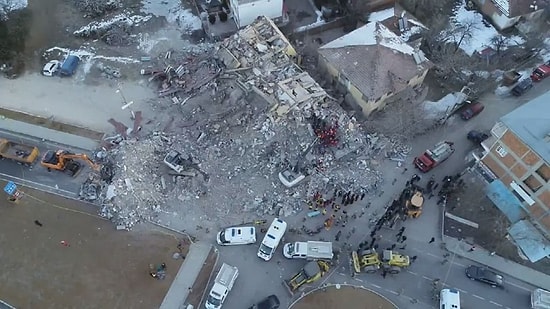 Mavigöl, Kalay, Ayken... Elazığ'daki Depremde Yıkılarak İçindekilere Mezar Olan Apartmanlar