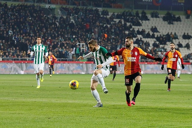 Süper Lig'in 19. haftasında Galatasaray, deplasmanda Konyaspor ile karşı karşıya geldi.