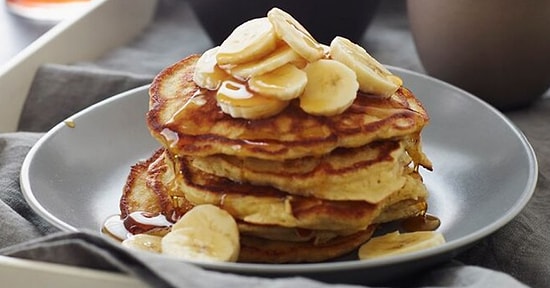 Muzlu Pankek Tarifi: Kahvaltı Sofralarına Lezzet Katacak Nefis Muzlu Pankek Nasıl Yapılır?