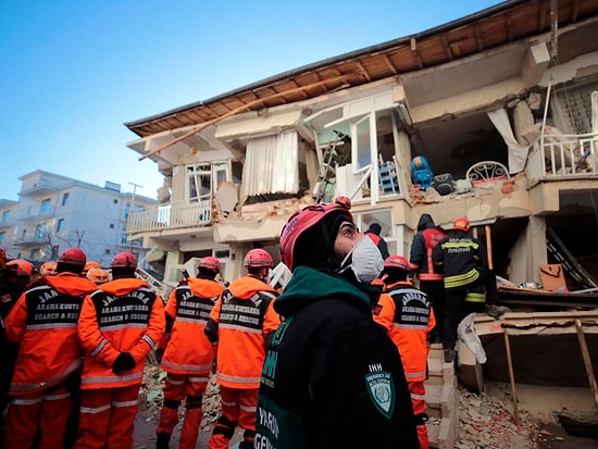Elazığ Depreminin İkinci Gününde Yaşanan Tüm Gelişmeler