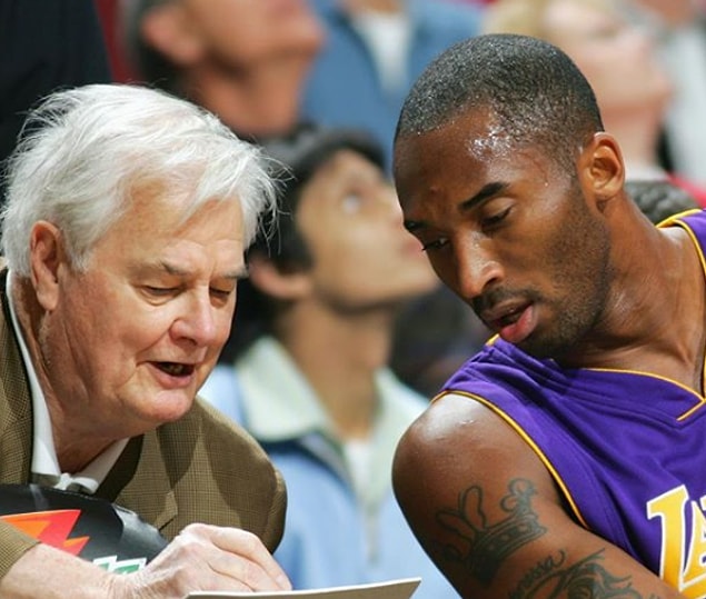 2009 ve 2010 yıllarında, 2 yıl üst üste finallerin en değerli oyuncu unvanını elde etti. NBA All Star'da 2002,2007,2009,2011 yıllarında dört defa en değerli oyuncu seçildi.