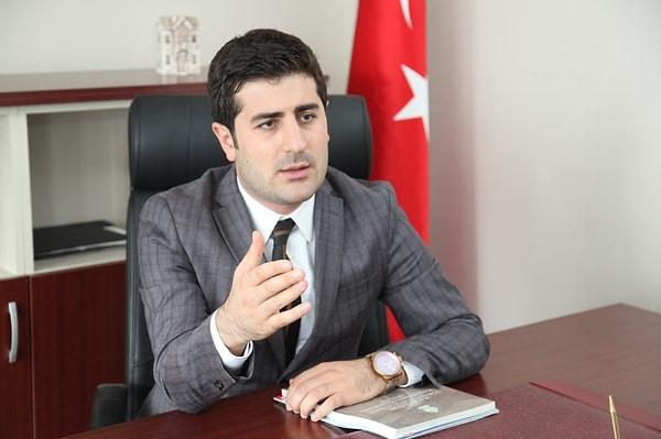 Avukat Burak Soylu 2 milyon TL bağışladı ve Elazığ'a okul yaptıracağını söyledi.