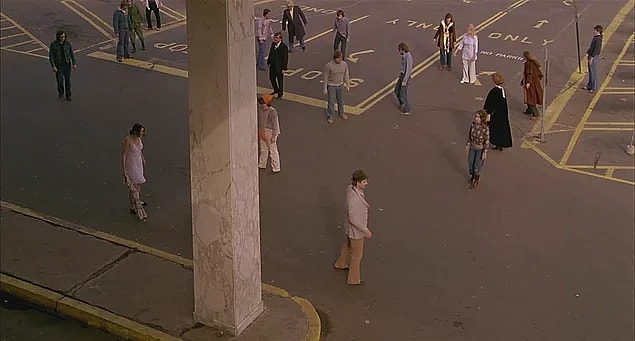 2. Dawn of the Dead (Ölülerin Şafağı)