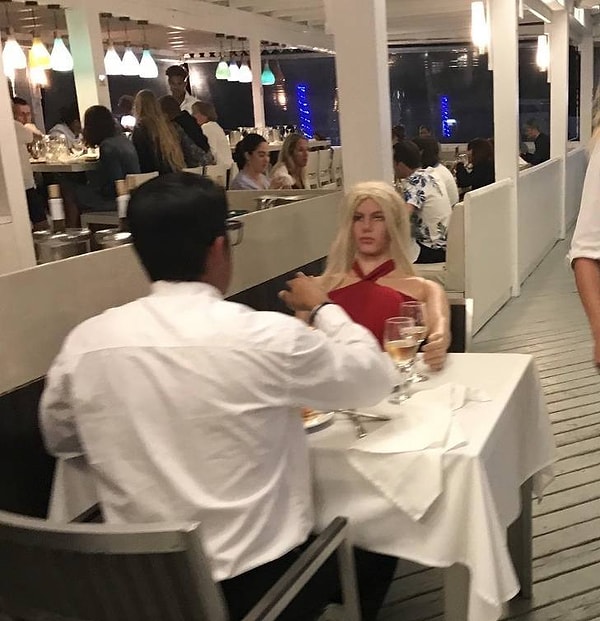 9. Странноватое свидание