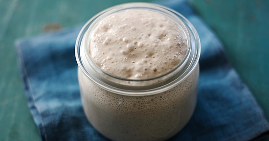 Ekşi Maya Tarifi: Lezzetli ve Sağlıklı Hamur İşleri İçin Ekşi Maya Nasıl Yapılır?