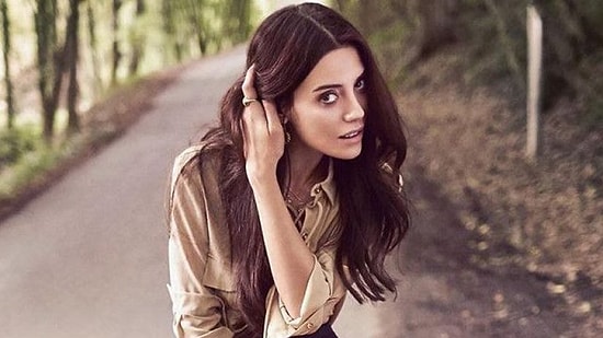 Интервью с турецкой актрисой Джансу Дере