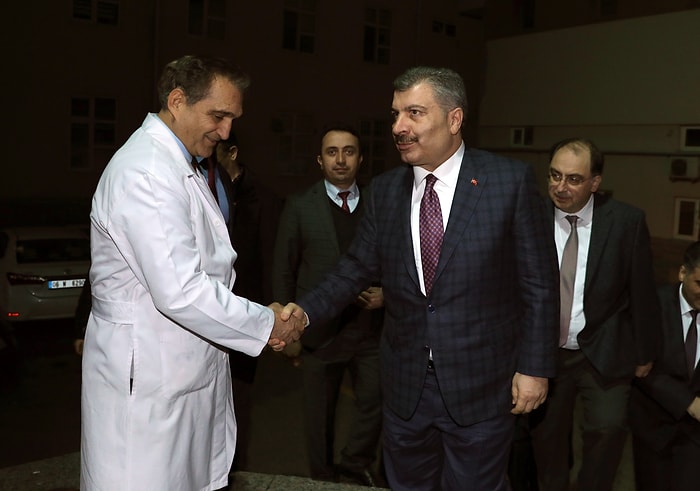 Sağlık Bakanı'ndan Çin'den Gelen 61 Kişi İçin Açıklama: 'Numunelerin Sonuçları Yarın Açıklanacak'