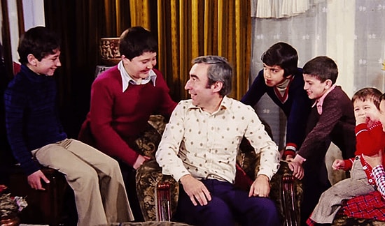 Show TV'den Neşeli Günler'e Sansür: 'İçişleri Bakanı Arkadaşımdır, Bir Telefonla Çıkardım' İfadeleri Kesildi