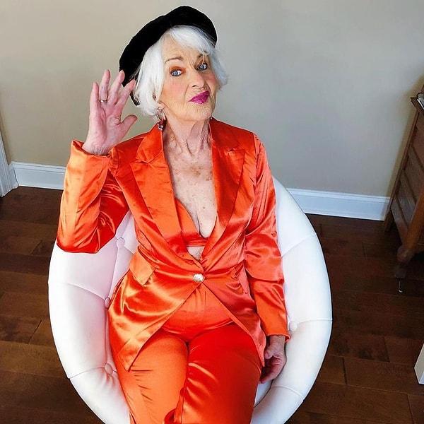 Fashion Nova'nın yeni yüzü olan bu 90 yaşındaki kadının adı Helen Van Winkle.
