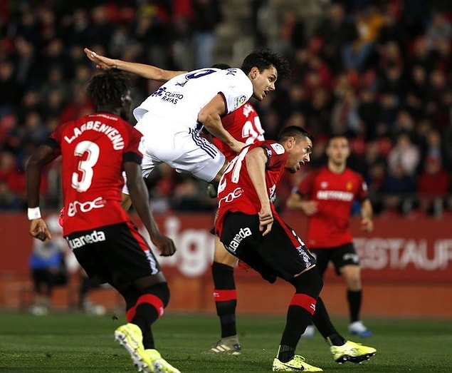 İspanya La Liga'nın 22'nci haftasında Valladolid, deplasmanda Mallarco'yu milli futbolcumuz Enes Ünal'ın 56'ncı dakikada attığı golle 1-0 mağlup etti.