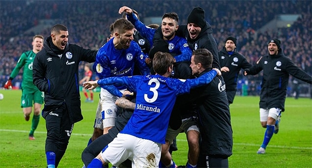 Schalke 04 Almanya Kupası'nın 3. turunda Hertha Berlin’i uzatmalarda 3-2 yenerek bir üst tura çıktı. Schalke 04 takımında ilk 11’de başlayan milli futbolcu Ahmed Kutucu 60 dakikada oyunda kalırken, diğer milli futbolcu Ozan Kabak ise 46. dakikada Jean-Clair Todibo’nun yerine maça dahil oldu.