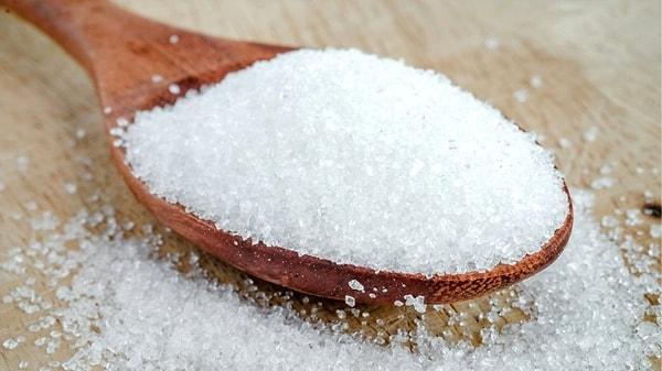 Tuz ve şekerin aşırı miktarda kullanılmaması gereklidir.