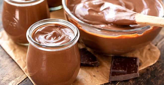 Çikolatalı Puding Tarifi: Daha Yapmadan Kokusunu Burnunuza Kadar Getirecek Enfes Tarif: Çikolatalı Puding! Çikolatalı Puding Nasıl Yapılır?