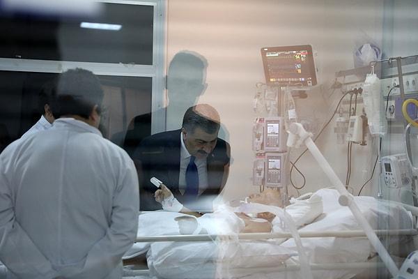 Sağlık Bakanı: 'Yoğun bakımdaki 12 kişinin hayati tehlikesi yok'