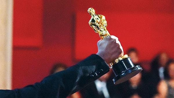 7. Akademi Ödülleri'ne neden Oscar dendiğini kimse bilmiyor.
