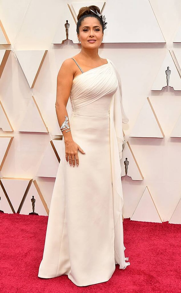 6. Сальма Хайек