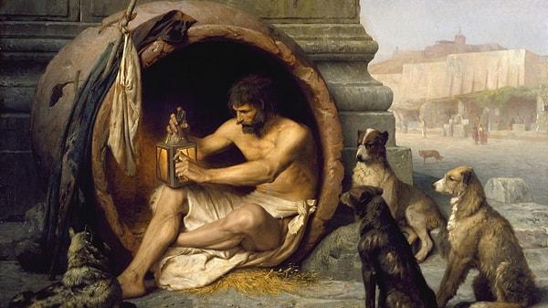 8. Saldırgan ve ilkel yaşam biçimi yüzünden 'köpek' takma ismini alan ve "Delirmiş Sokrates" olarak bilinen filozof kimdir?